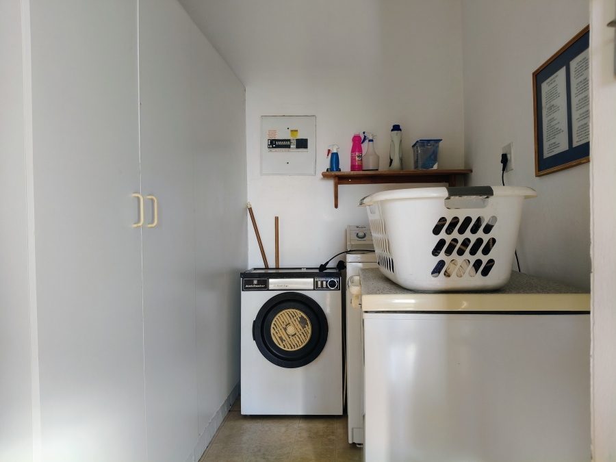 3 Bedroom Property for Sale in Wavecrest Eastern Cape